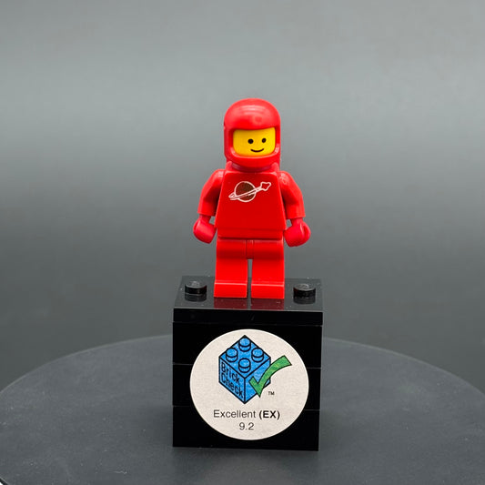 sp005 Classic Space - Red with Air Tanks