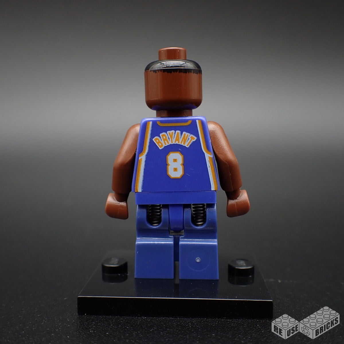 LEGO NBA Kobe Bryant, Los Angeles Lakers #8 (Road Uniform) minifigure (nba035)