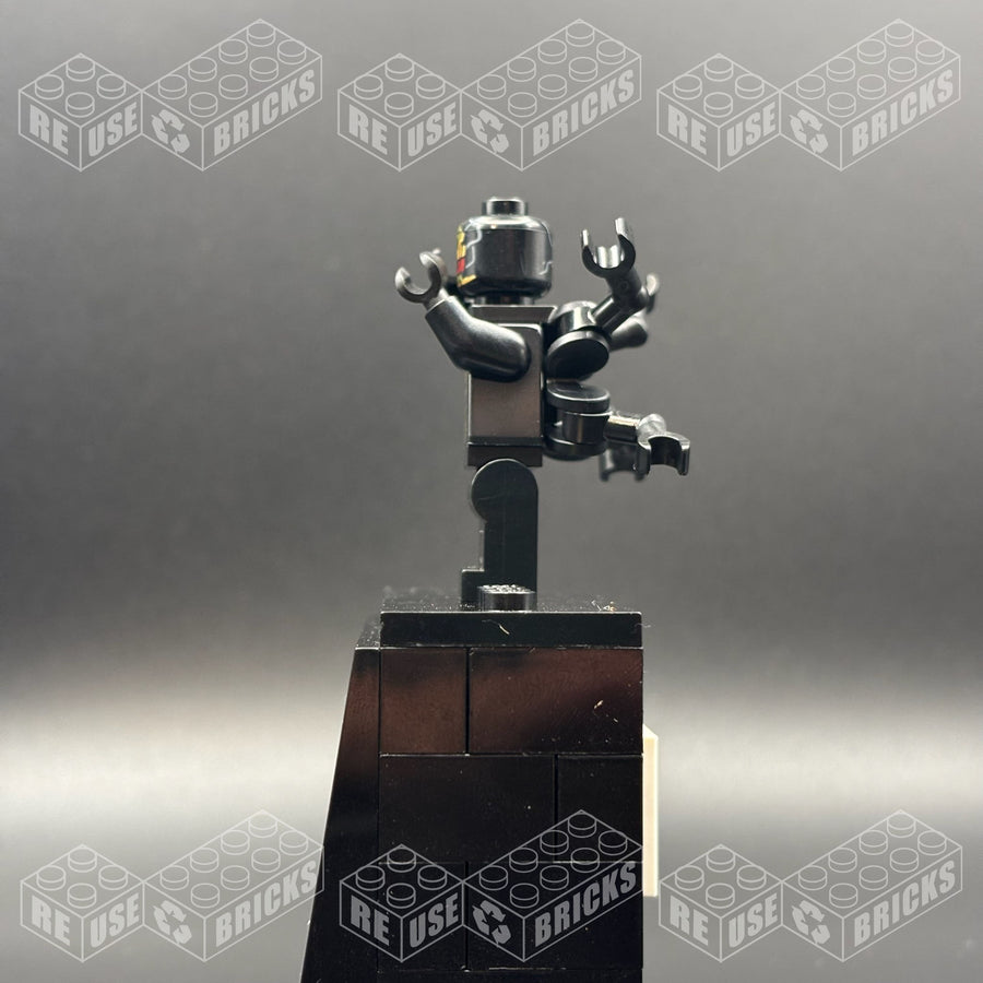 Outrider - Extended Arms, Torso with Long Dark Bluish Gray Tips at Neck (sh0505)
