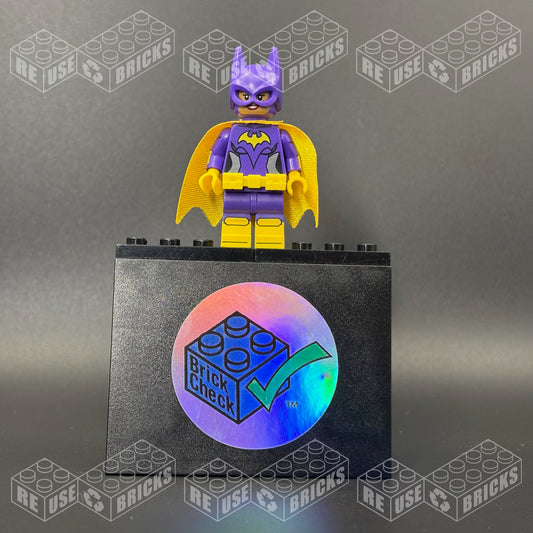 Batgirl - Dark Purple Suit, Yellow Cape (dim044)