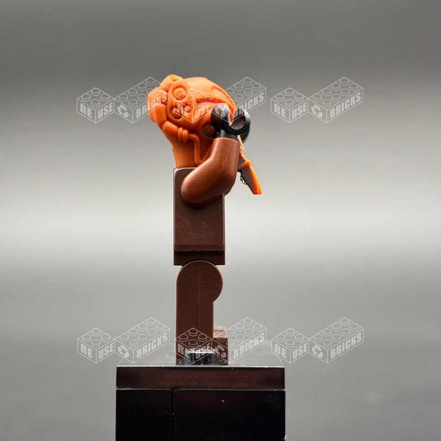 [SW0198] Plo Koon - Dark Brown Robe, Tan Shirt, Plain Legs