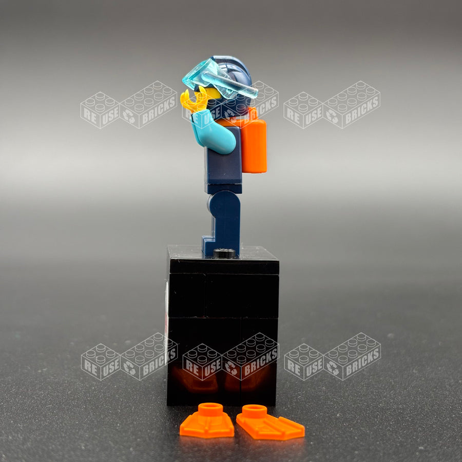 Arctic Explorer Diver Female