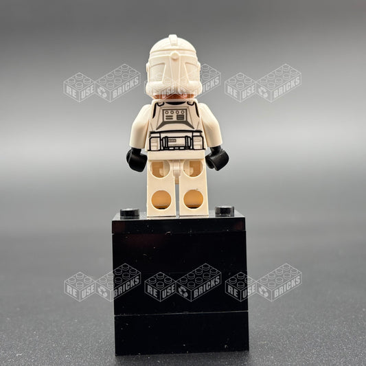 Clone Trooper, 501st Legion (Phase 2) - White Arms, Nougat Head