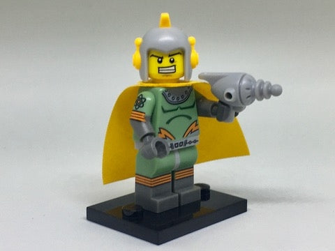 col17-11 Retro Space Hero, Series 17