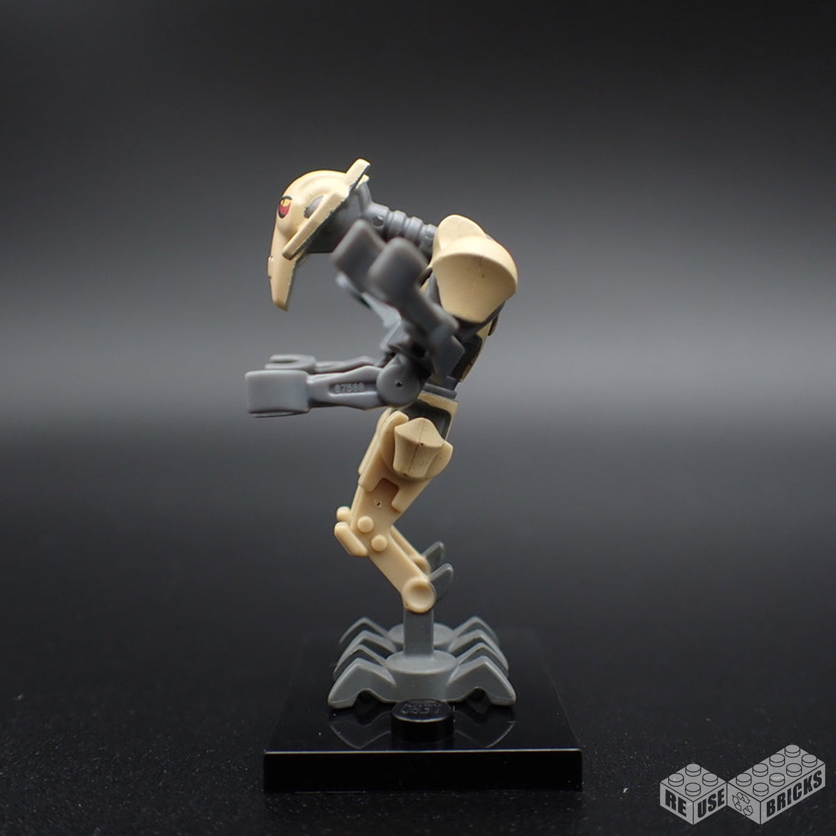 LEGO General Grievous - Bent Legs, Tan Armor minifigure (sw0254)