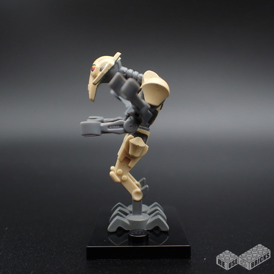 LEGO General Grievous - Bent Legs, Tan Armor minifigure (sw0254)